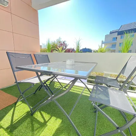 Plein Charme Aux Minimes Terrasse Calme + Parking *